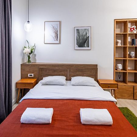Apartamenty On Knyazya Romana Lviv Extérieur photo
