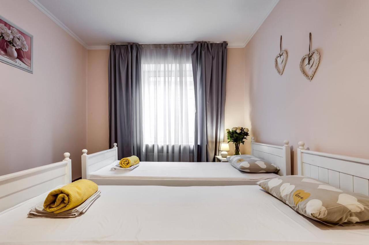 Apartamenty On Knyazya Romana Lviv Extérieur photo