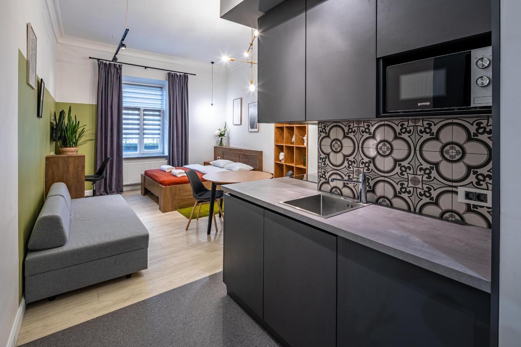 Apartamenty On Knyazya Romana Lviv Extérieur photo
