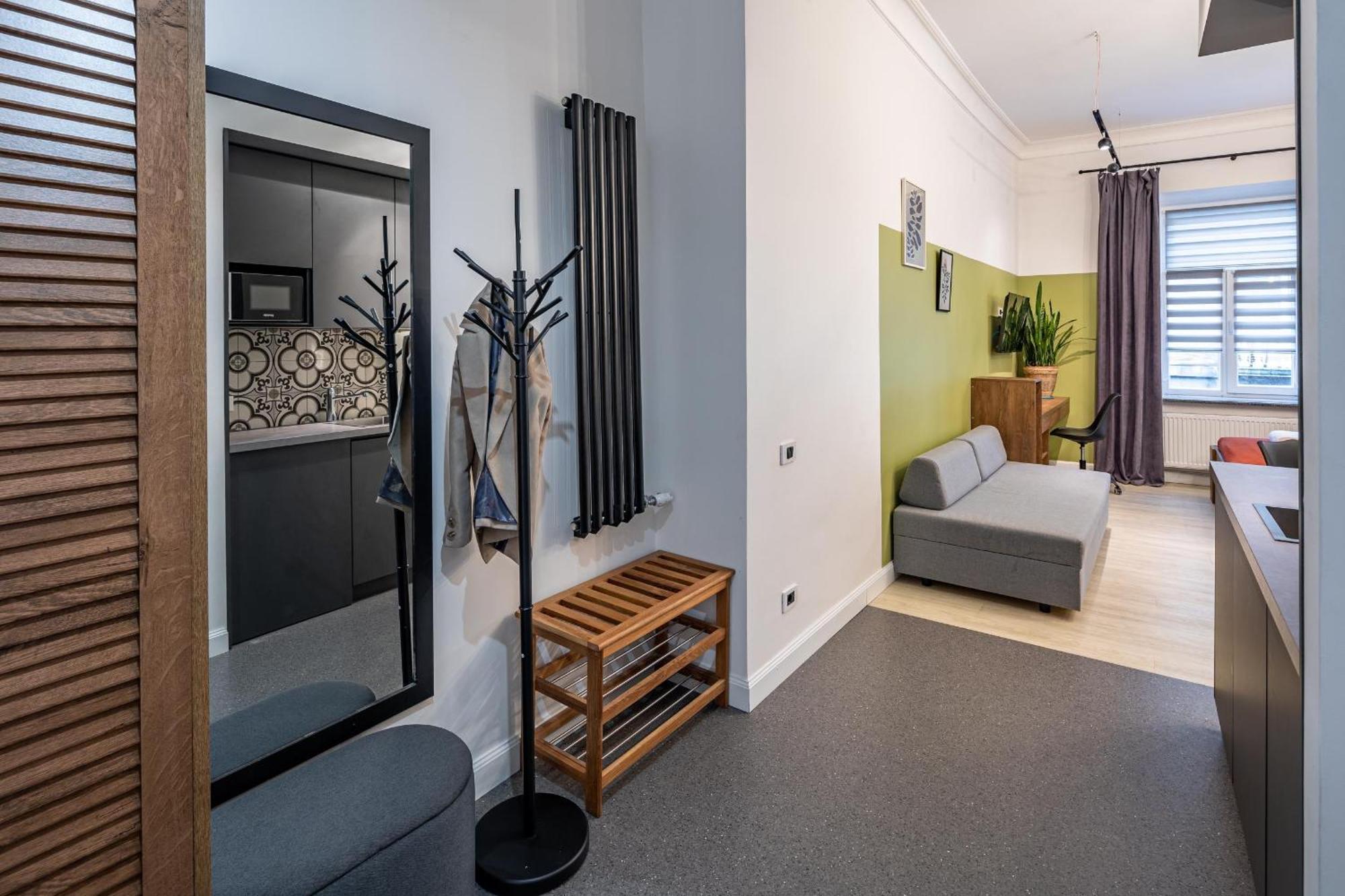 Apartamenty On Knyazya Romana Lviv Extérieur photo